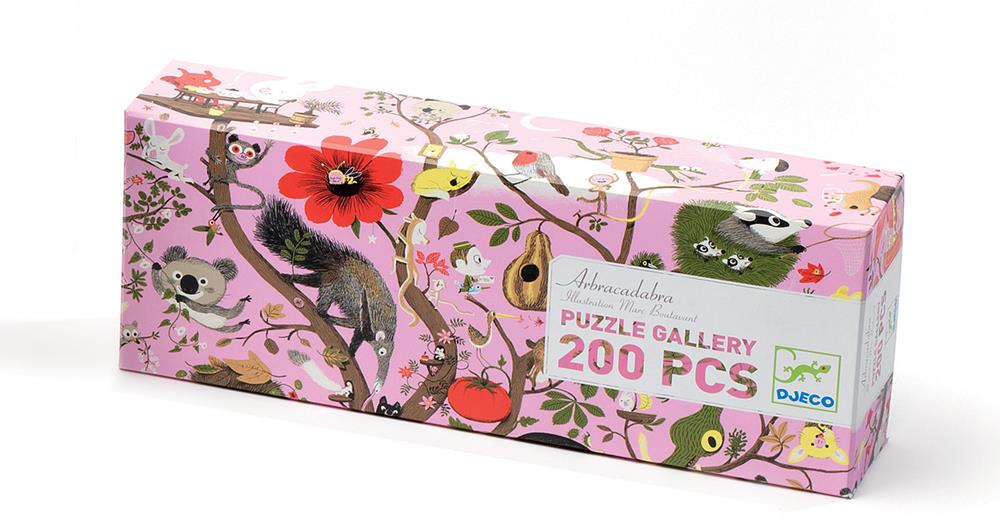 Caixa do produto Djeco Puzzle panorámico Arbracadabra 200 peças, mostrando a ilustração e marca.
