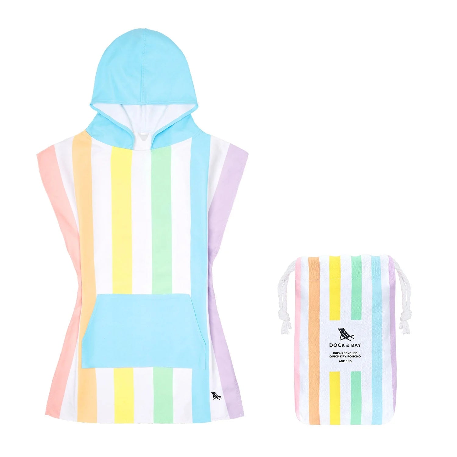 Poncho infantil Dock and Bay de secagem rápida, com padrão de riscas verticais em tons pastel, capuz azul claro e bolsa de transporte incluída.