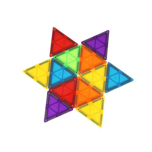 Conjunto de 20 blocos magnéticos Imanix em forma de triângulos coloridos dispostos em estrela, realçando as cores vibrantes e a transparência.