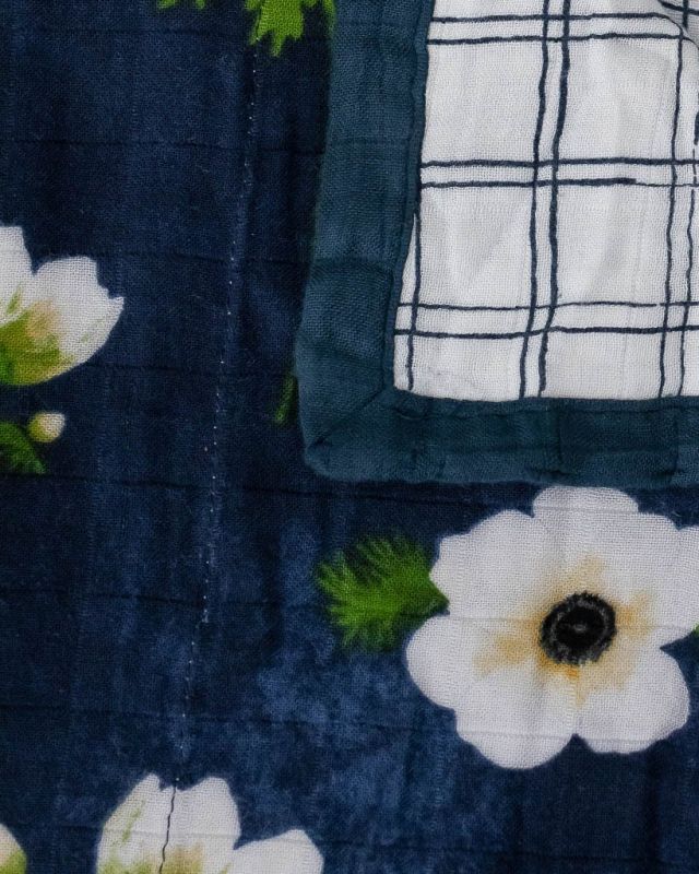 Fralda muselina Little Unicorn 100% bambu com padrão White Anemone 120x120cm