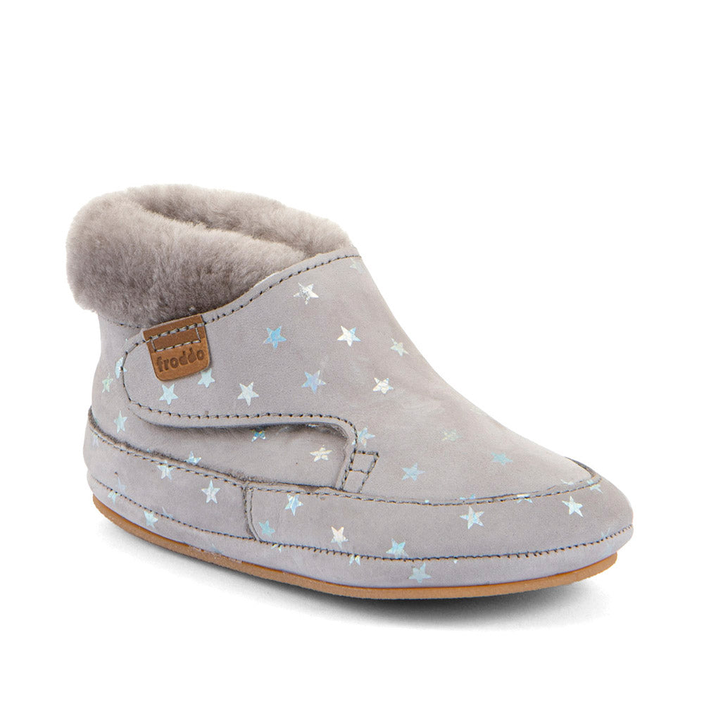 Botim Froddo Barefoot Prewalkers Furry cinzento com padrão de estrelas iridescentes e forro de pelo quente.