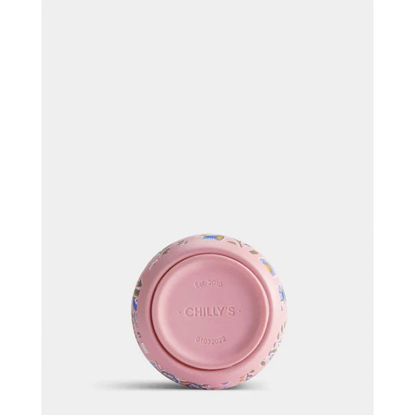 Base da garrafa térmica Chilly's Kazusa 500ml, mostrando o logótipo "CHILLY'S" e a inscrição "Est. 2010".