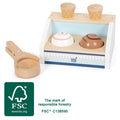 Imagem da gelataria compacta small foot com os seus acessórios, destacando a qualidade da madeira e o design atraente.