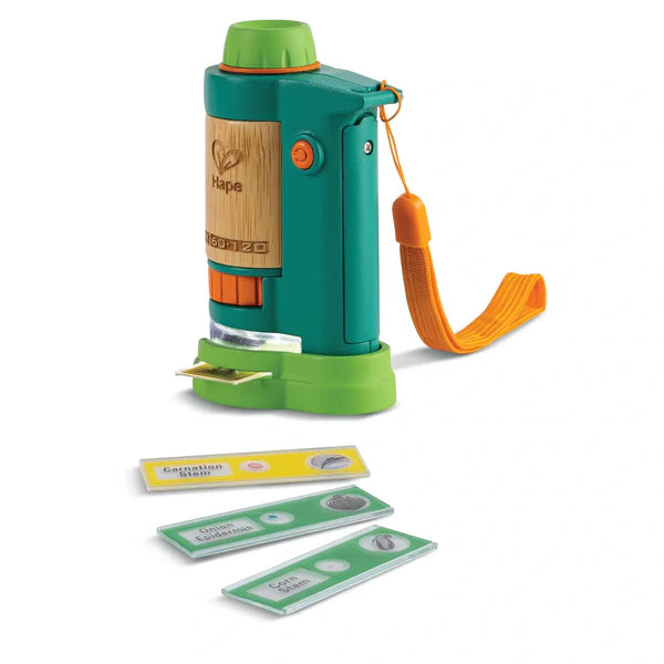 Conjunto completo do microscópio Hape, base e quatro lâminas de observação com células vegetais incluídas na embalagem.