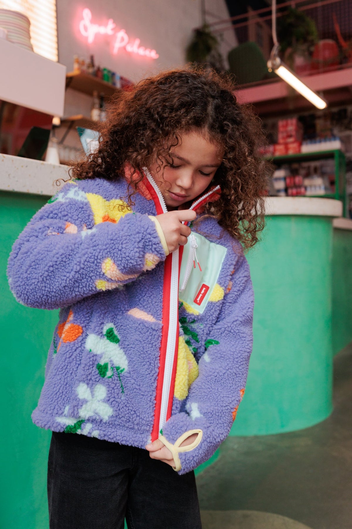 Veste polar Hello Hossy Floral com forro polar, fecho de correr e bolso no peito, foto 5