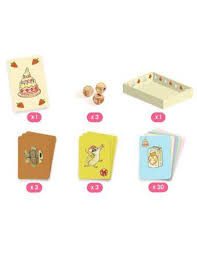 Componentes do jogo Sugar Cake: cartas de ingredientes, três dados de madeira e uma bandeja de recolha, com contagens de peças.