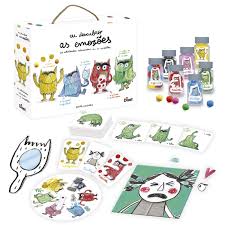 Libro El monstruo va al colegio de Anna Llenas 