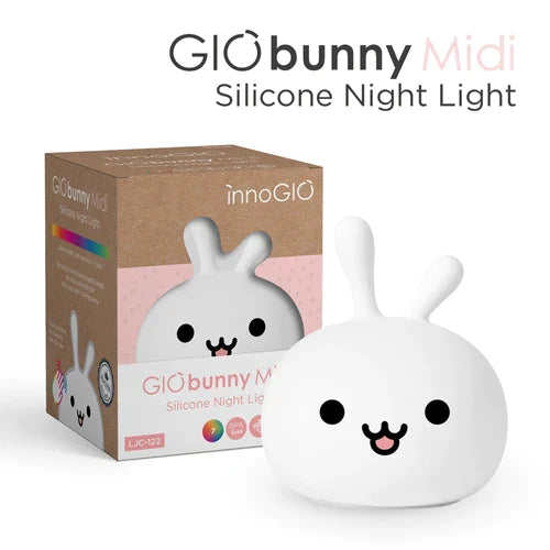Luz de presença InnoGio em forma de coelho, em silicone branco, iluminada com luz suave, ideal como luz noturna para crianças.