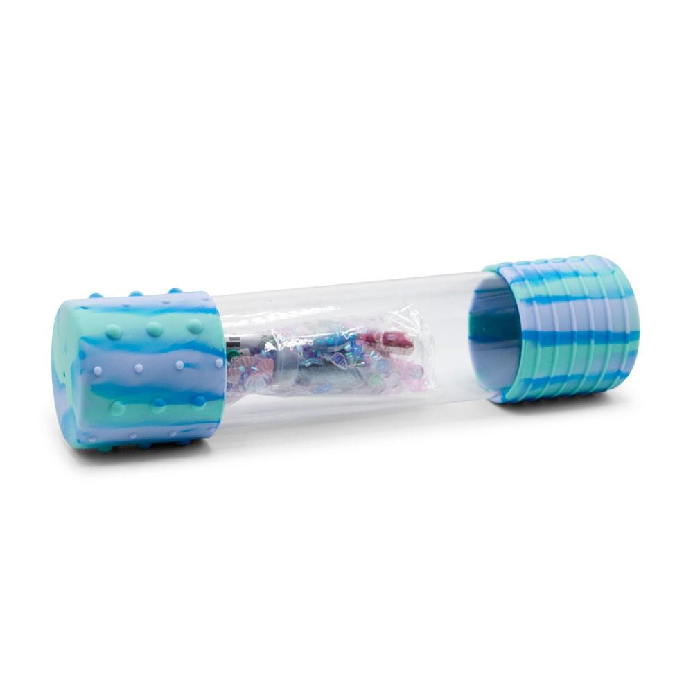 Garrafa da Calma DIY Jellystone com tampas em tons de verde água e azul, mostrando o conteúdo sensorial misturado.