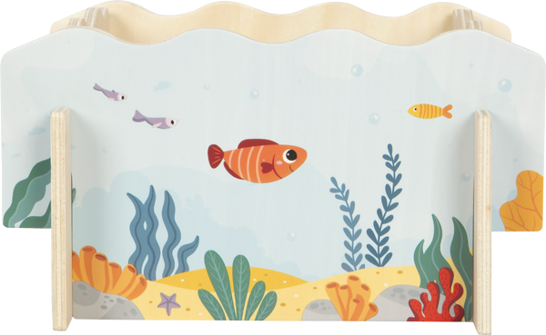 Jogo da Pesca small foot - Detalhe da caixa de madeira com o design do fundo do mar, mostrando a qualidade da madeira e as ilustrações.