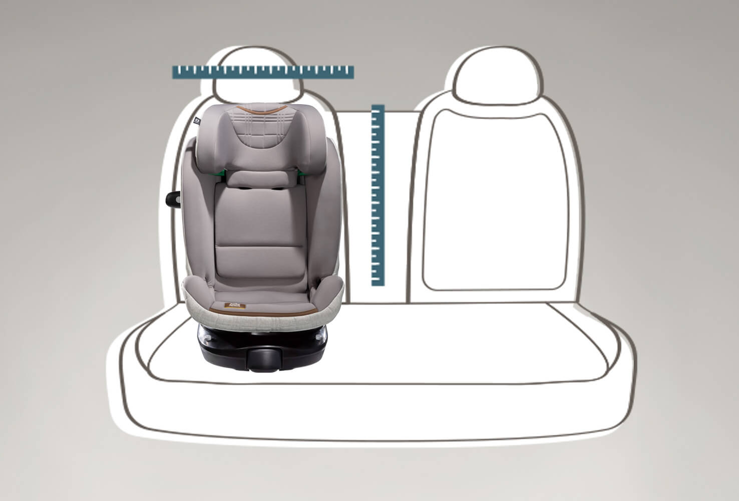 Ilustração mostrando a cadeira auto Joie i-Spin XL instalada no banco de trás do carro, com medições indicativas de espaço.