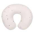 Almofada de amamentação KikkaBoo Hedge Hugs em algodão branco com formato ergonómico.