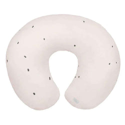 Almofada de amamentação KikkaBoo Hedge Hugs em algodão branco com formato ergonómico.