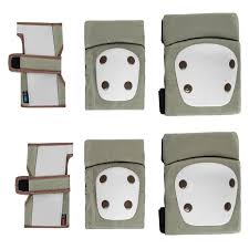 Conjunto completo de 6 proteções Kikkaboo em verde azeitona e branco, incluindo 2 protetores de pulso, 2 cotoveleiras e 2 joelheiras, com almofadas de impacto brancas.