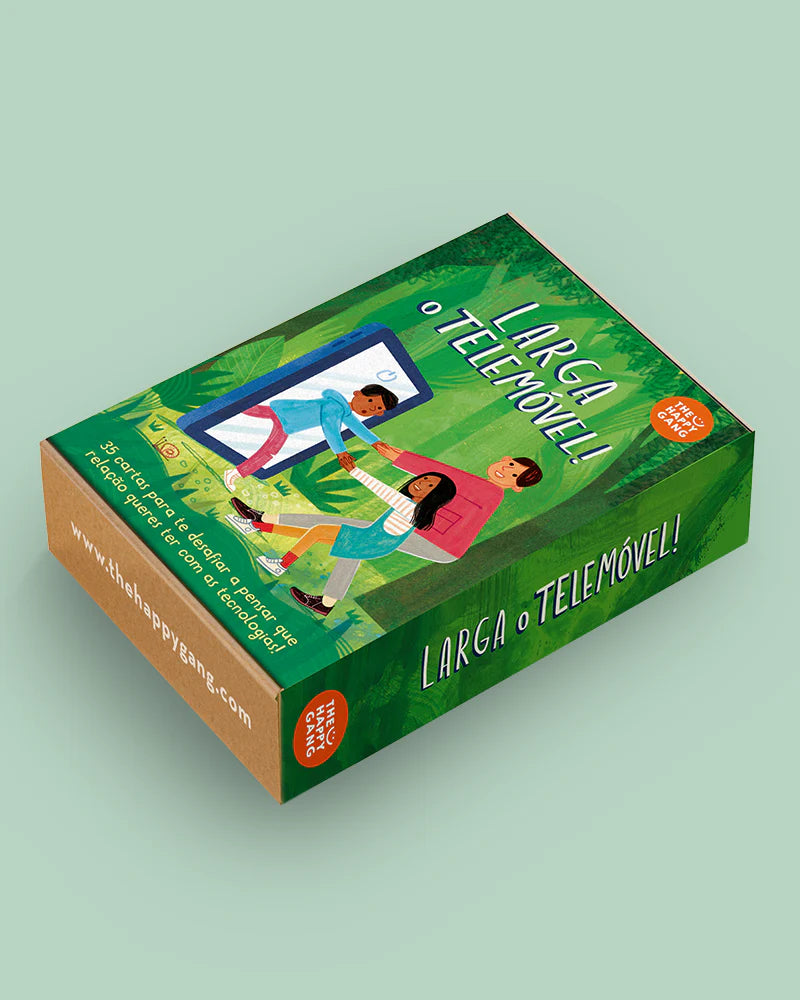 Caixa do jogo "The Happy Gang - Larga o Telemóvel" numa perspetiva superior, mostrando a ilustração principal e o nome do jogo.