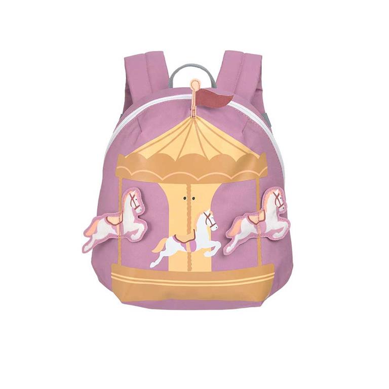 Mochila infantil Lassig mini cor malva com aplicação 3D de carrossel em tons de bege e branco, vista frontal sobre fundo branco.