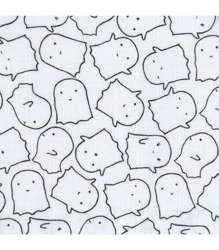 Padrão de musselina Lassig com pequenos desenhos de fantasmas sorridentes em contorno preto sobre fundo branco.