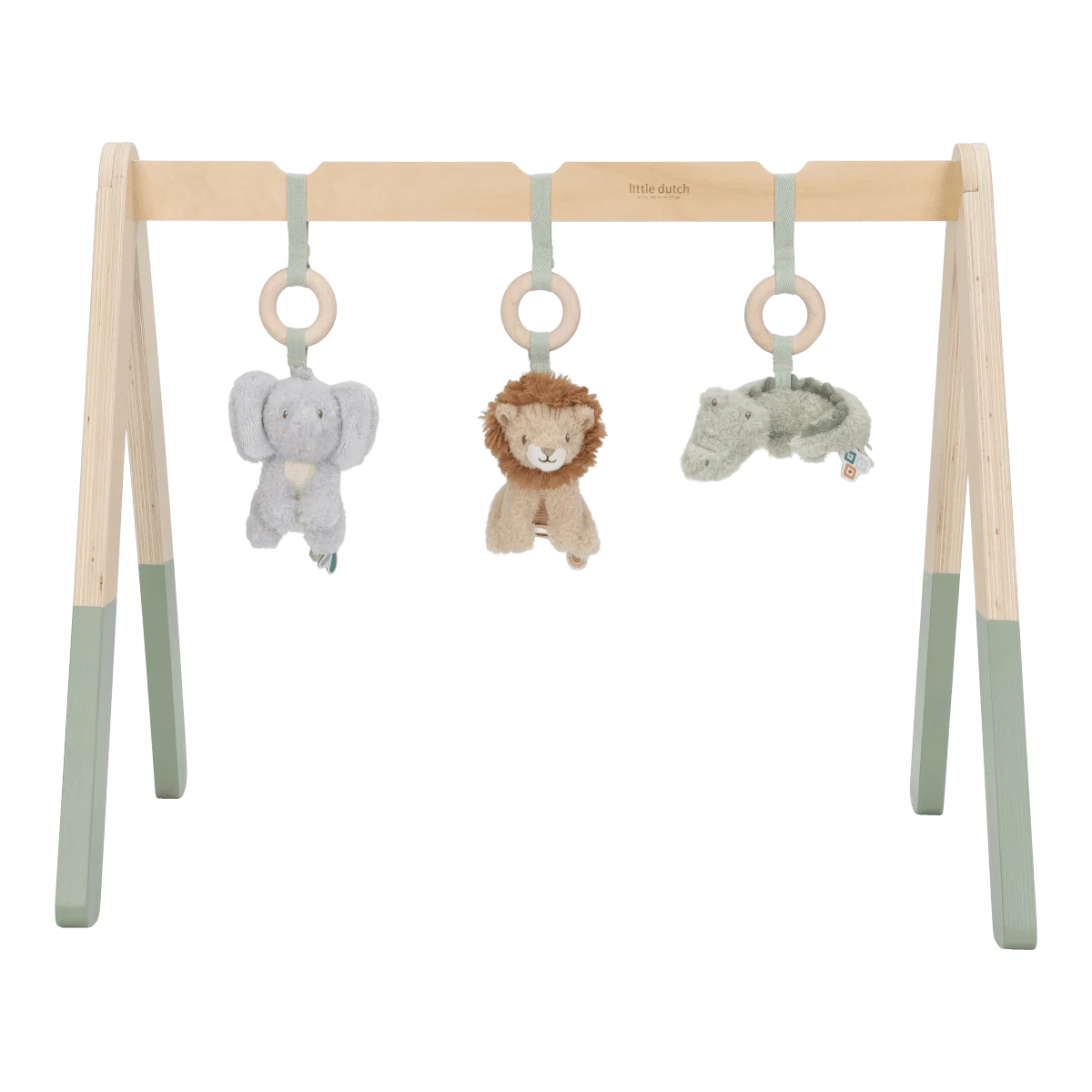 Ginásio de madeira Safari Friends da Little Dutch com três brinquedos de peluche suspensos em fundo branco.