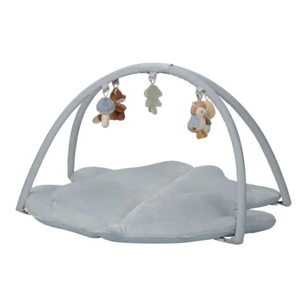 Ginásio de atividades Forest Friends da Little Dutch com tapete acolchoado azul e arco de brinquedos de peluche.