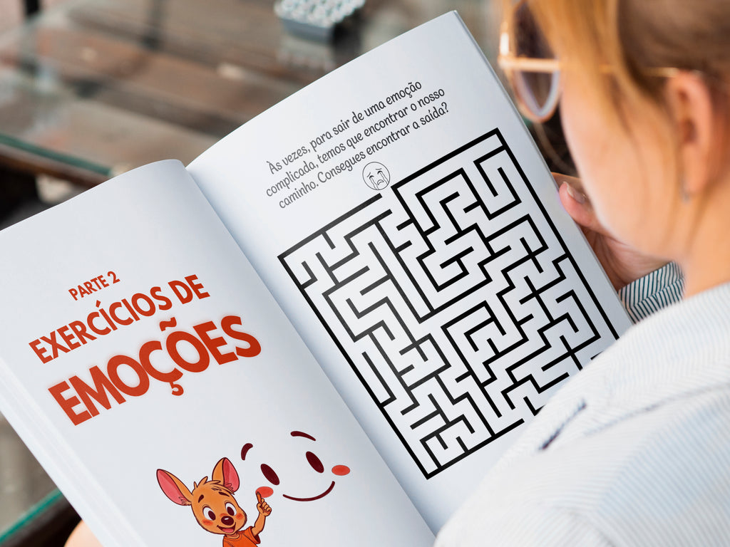 Detalhe de uma página do ebook "Exercícios de Emoções" (Parte 2) com um labirinto temático sobre como encontrar a saída de uma emoção complicada.