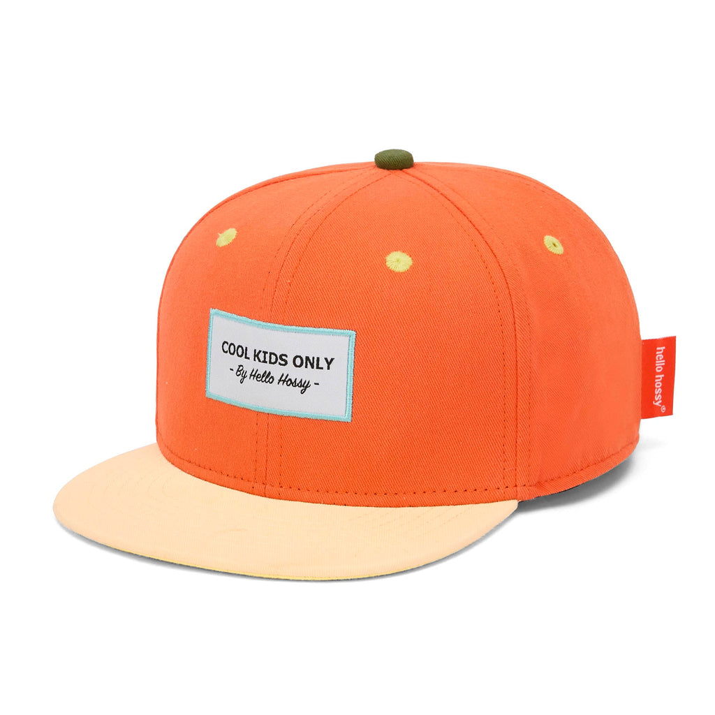Boné trucker Mini Sunrise da Hello Hossy com rede atrás, aba curva e fecho ajustável atrás