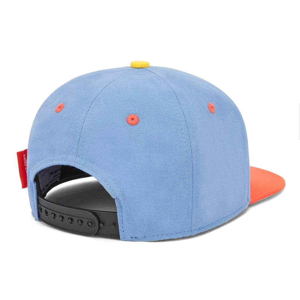 Boné trucker Hot Dog da Hello Hossy, mais uma vista do modelo com aba curva