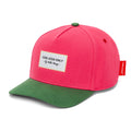 Boné trucker Mini Fuchsia da Hello Hossy com rede atrás, aba curva e fecho ajustável atrás