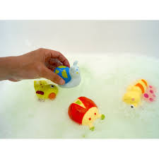 Conjunto de 4 brinquedos de banho animais da natureza Ludi a flutuar na água