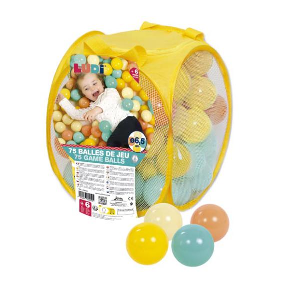 Embalagem amarela de rede da Ludi com 75 bolas de jogo coloridas (6,5 cm), mostrando um bebé a brincar no interior e quatro bolas soltas em primeiro plano.