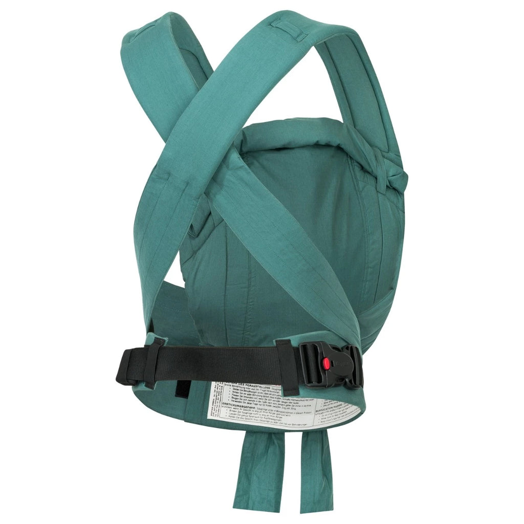 Detalhe das alças cruzadas e acolchoadas do porta-bebés Hoppediz Bondolino Plus Denim, evidenciando o conforto e a distribuição de peso.