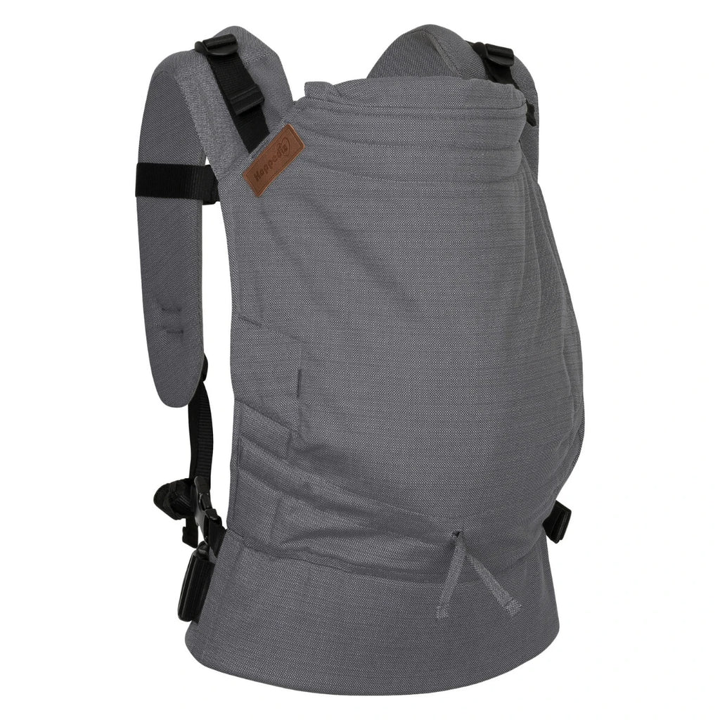 Mochila ergonómica Hoppediz BabySize Buckle em cinzento com fivelas e logótipo em pele.