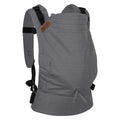 Mochila ergonómica Hoppediz BabySize Buckle em cinzento com fivelas e logótipo em pele.
