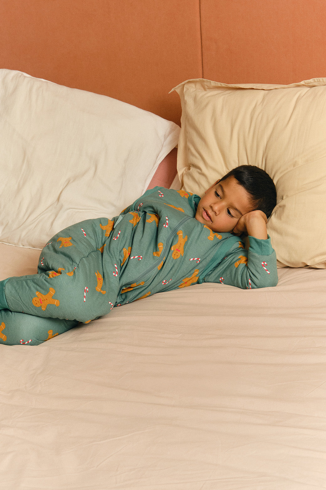 Saco de dormir MolisandCo TOG 2.5 com pés e mangas Gingerbread