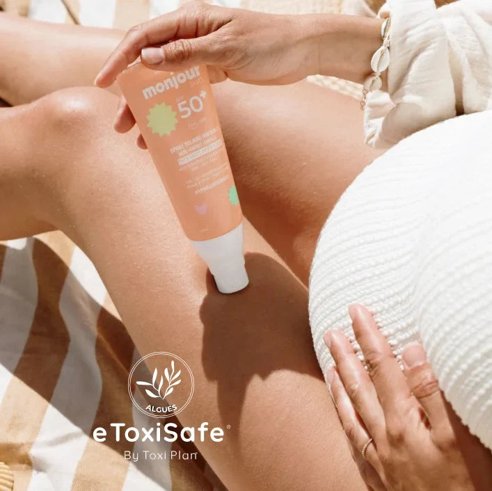 Monjour Protetor solar SPF 50+ Hipoalergénio spray na praia, destacando certificação eToxiSafe.