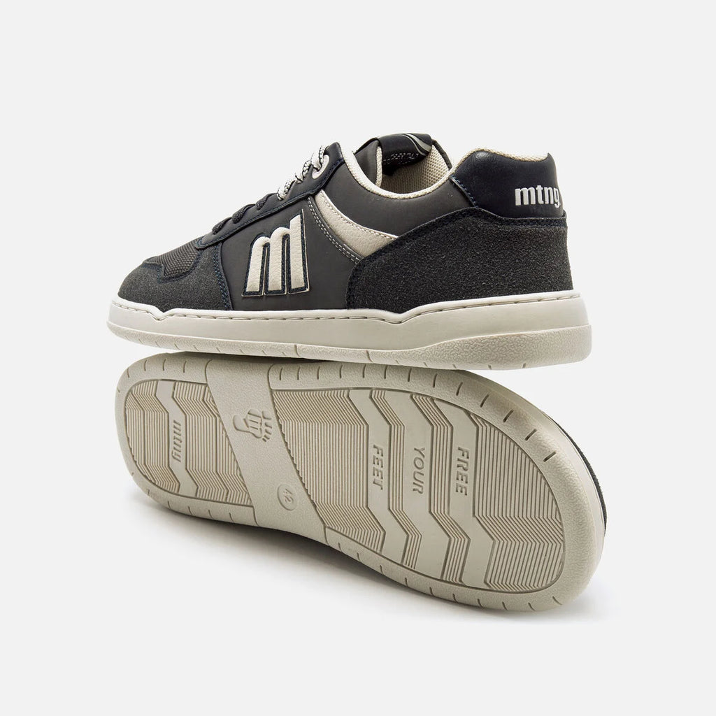 Sola da sapatilha Mustang Plity mostrando o design plano e flexível.