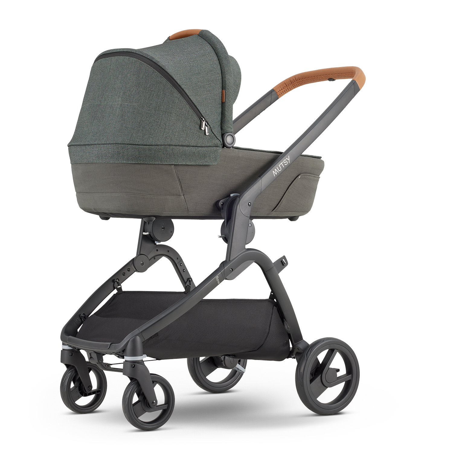 Carrinho de passeio Mutsy DUO completo com alcofa (Urban Green), mostrando o chassis robusto, suspensão e cesto de arrumação.