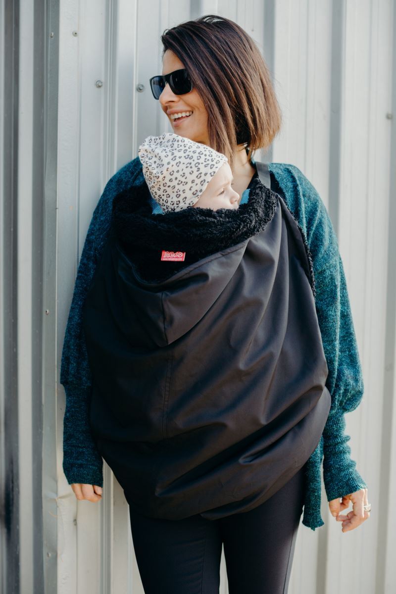 Neko Capa Babywearing Black impermeável para porta-bebés em preto