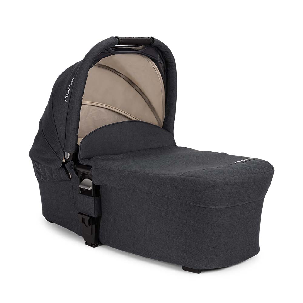 Alcofa Nuna MIXX NEXT em tecido cinza-escuro (antracite), com capota semi-aberta, ideal para recém-nascidos.