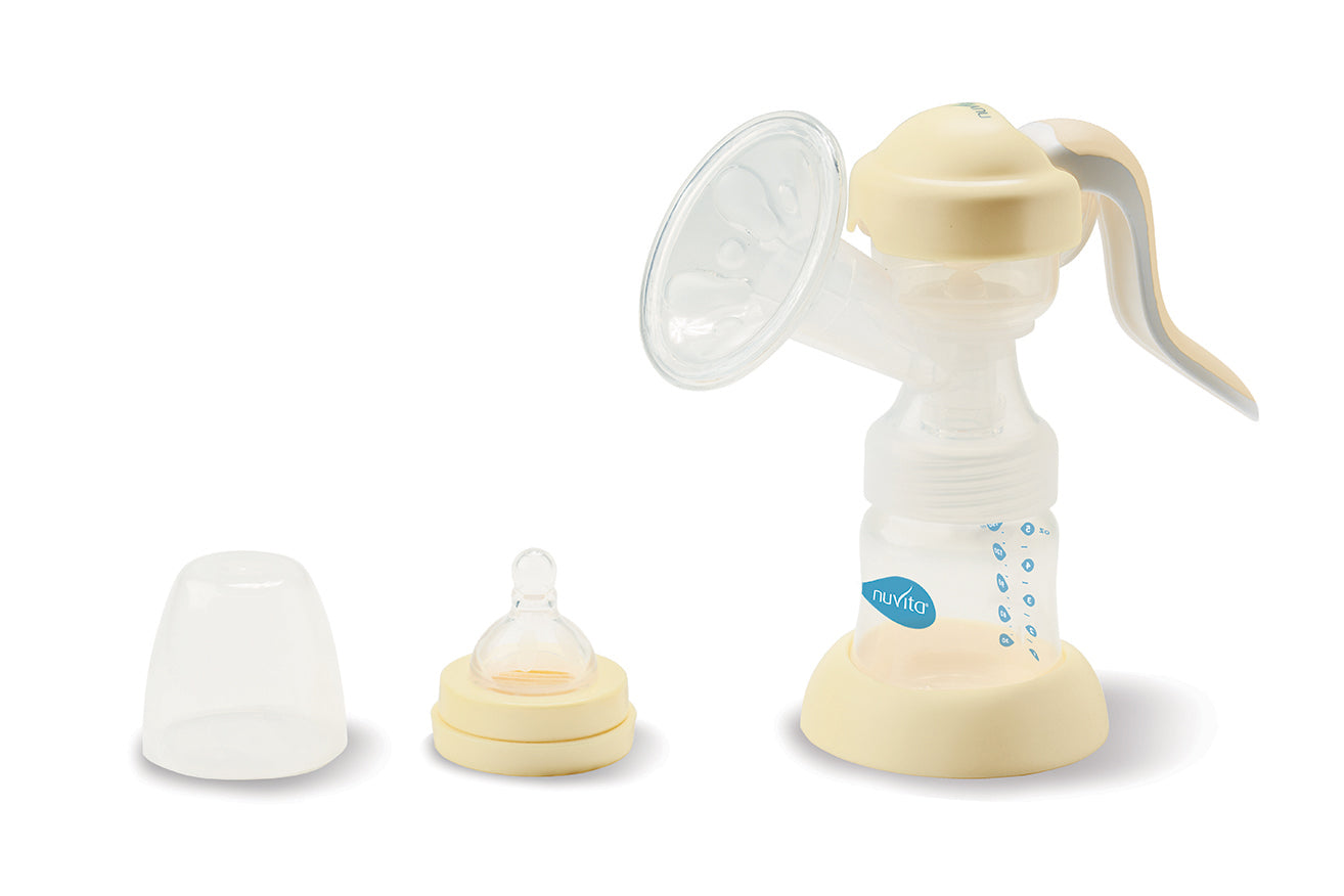 Extrator de leite manual Nuvita Twist em destaque, mostrando o copo com almofada de pétalas e a alça ergonómica.