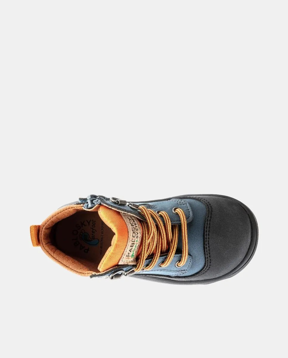Bota Pablosky Barefoot Nobuck Tech Jeans, vista de cima, mostrando atacadores e língua.