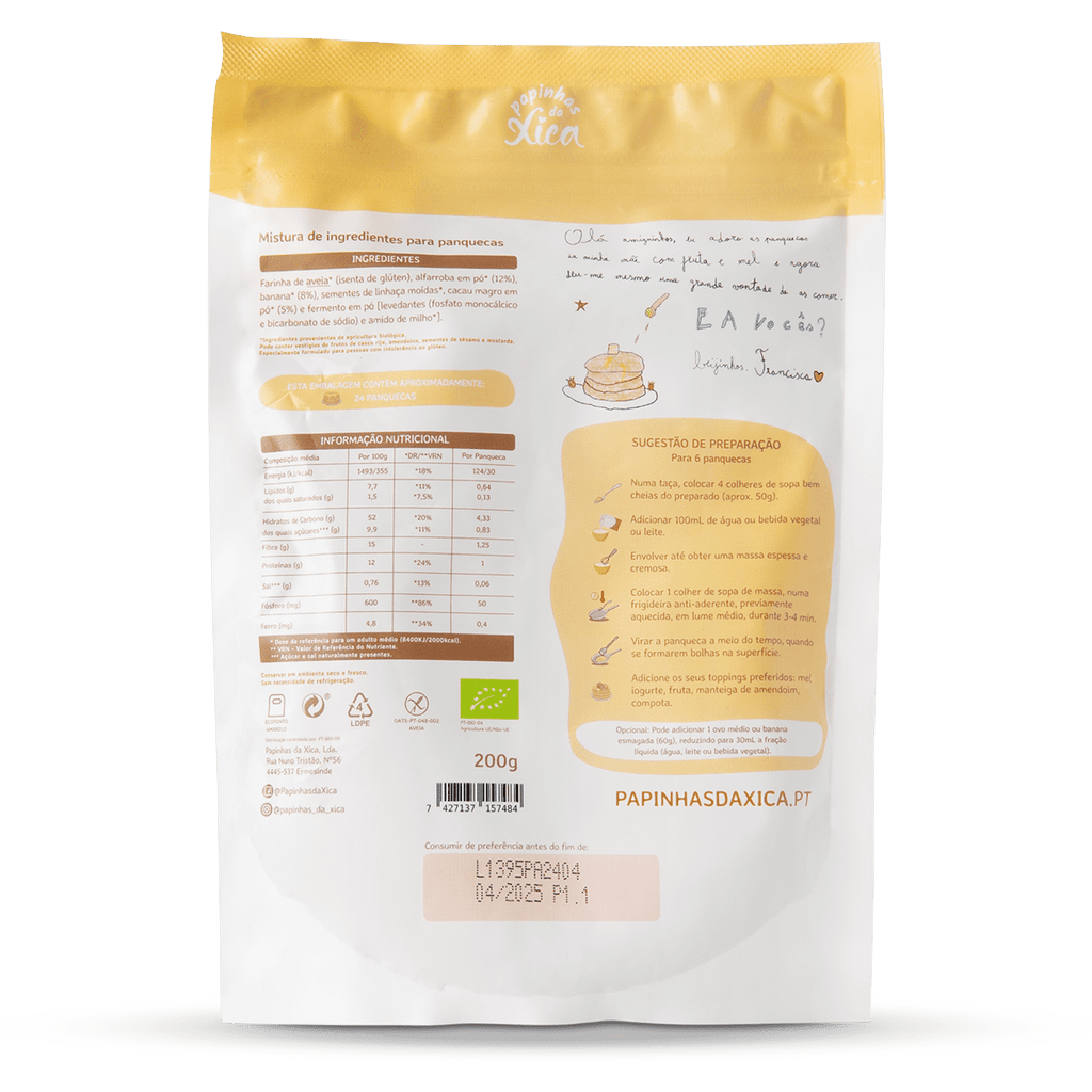 Verso da embalagem com informação nutricional, lista de ingredientes (aveia, alfarroba, banana, cacau) e instruções de preparação das panquecas.