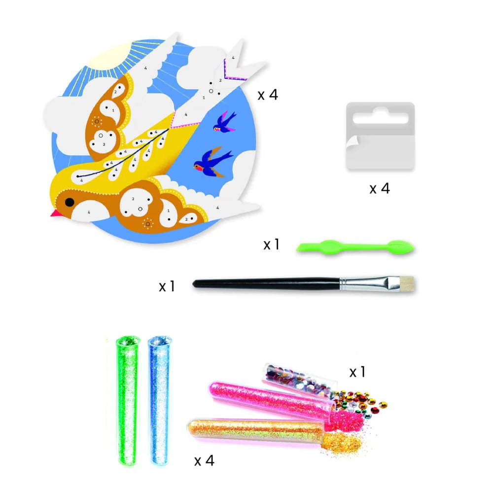 Conteúdo completo do kit Djeco Caixa com Actividades com glitter Paraíso, incluindo cartões, purpurinas, strass, ferramenta e pincel.
