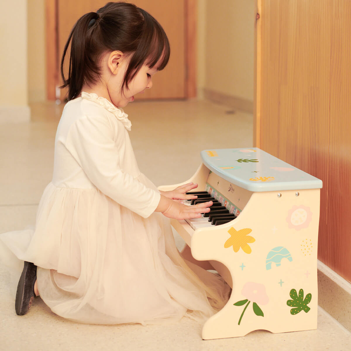 Classic World Piano Iris