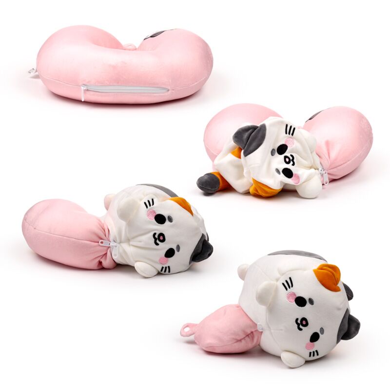 Almofada de viagem e peluche 2 em 1 Swapseazzz Adoramals Gato da Puckator. Mostra o peluche e a almofada de pescoço rosa separadamente, ambos com um design de gato tricolor.