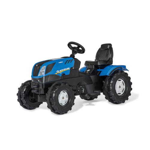 Trator de pedais RollyToys Farmtrac Premium azul, modelo New Holland, visto de lado, ideal para crianças dos 3 aos 8 anos.