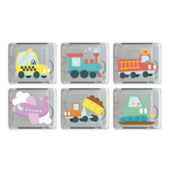 Detalhe dos 6 Cubos de Luz GloPals AUTO com ilustrações de veículos (táxi, comboio, camião de bombeiros, avião, veículos de construção).