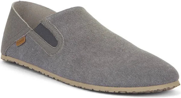 Sapato Froddo Barefoot Slip-On Flexy Grey, vista lateral, cor cinza, sola fina e flexível Vibram.