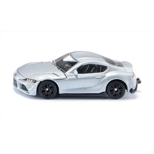 Miniatura SIKU Toyota GR Supra prateada, vista lateral, com jantes pretas, em fundo branco.