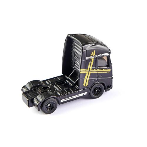 Miniatura SIKU Volvo FH16 Performance sem reboque, mostrando o chassis e a parte traseira da cabine.