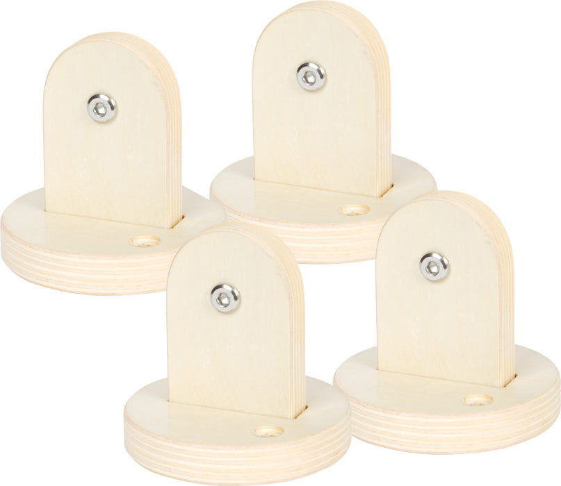 Quatro adaptadores de madeira para barras de parede small foot, com base redonda e peça superior arqueada, utilizados para fixar o triângulo de escalada à parede.